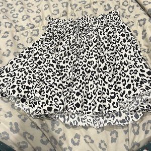 New with tags Cheetah Print skirt size S